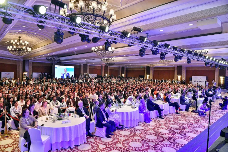  External Affairs Minister S Jaishankar addresses the audience during a conversation on ‘Thrones and Thorns: Defending the Integrity of Nations’ at the Raisina Dialogue 2025 in New Delhi on Tuesday